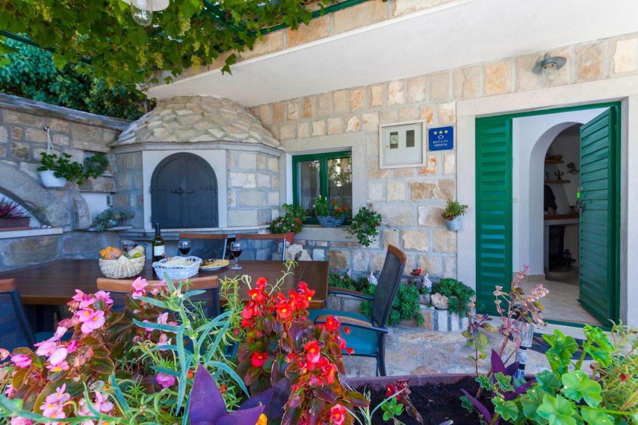 Holiday Home Lavanda Grubisic Tučepi Buitenkant foto