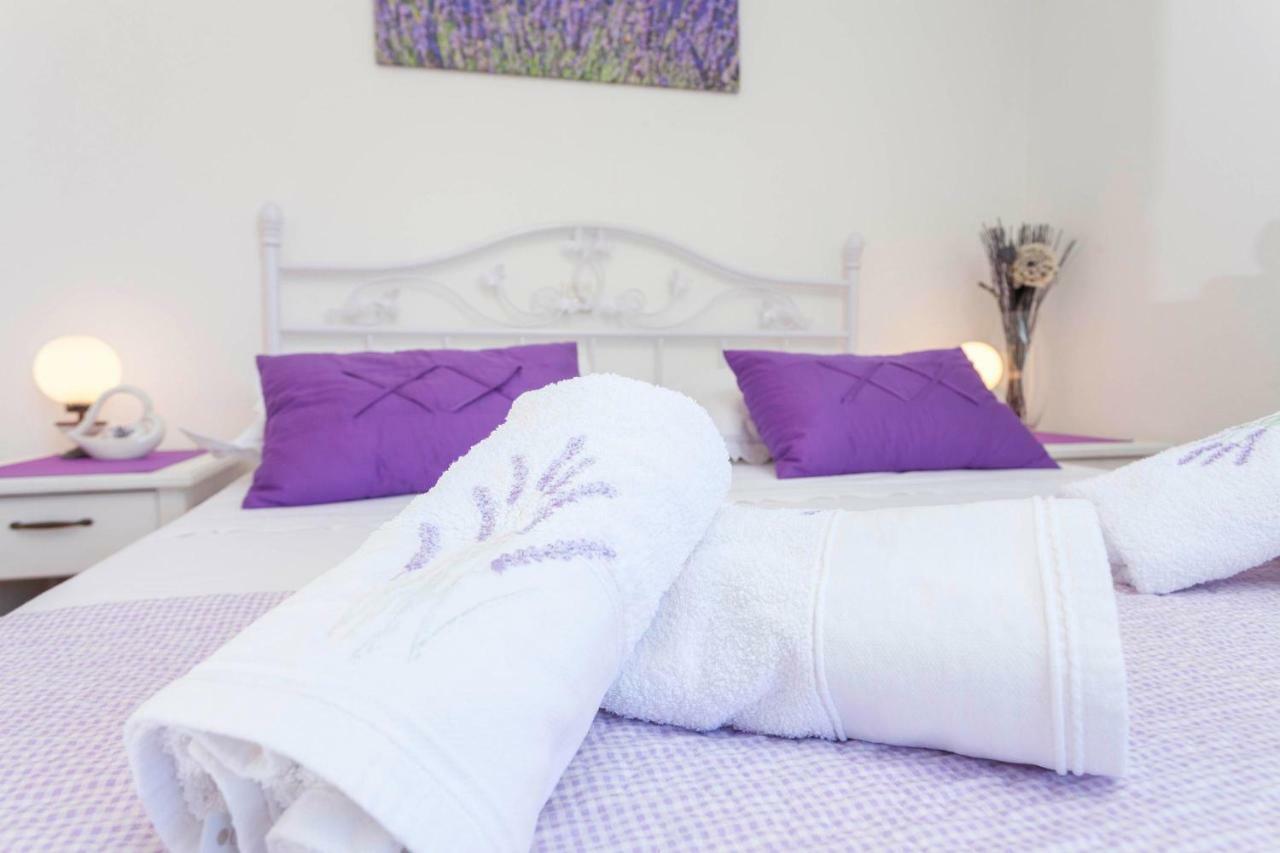 Holiday Home Lavanda Grubisic Tučepi Buitenkant foto